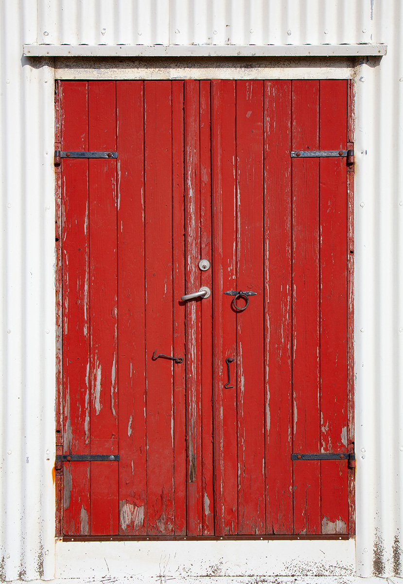 051723 Langholtskirkja church door sm