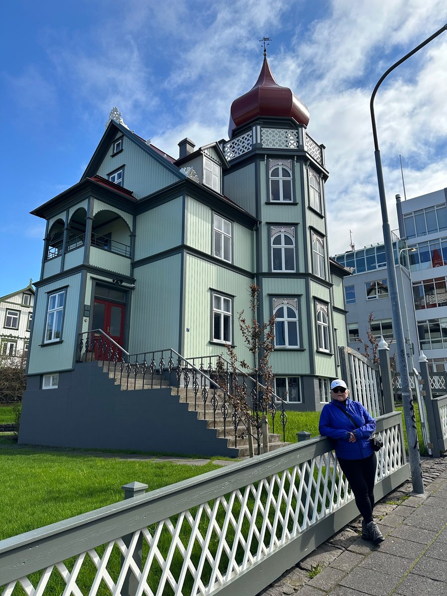 In addition to modern buildings, there are several classic older homes in the downtown Reykjavik area.