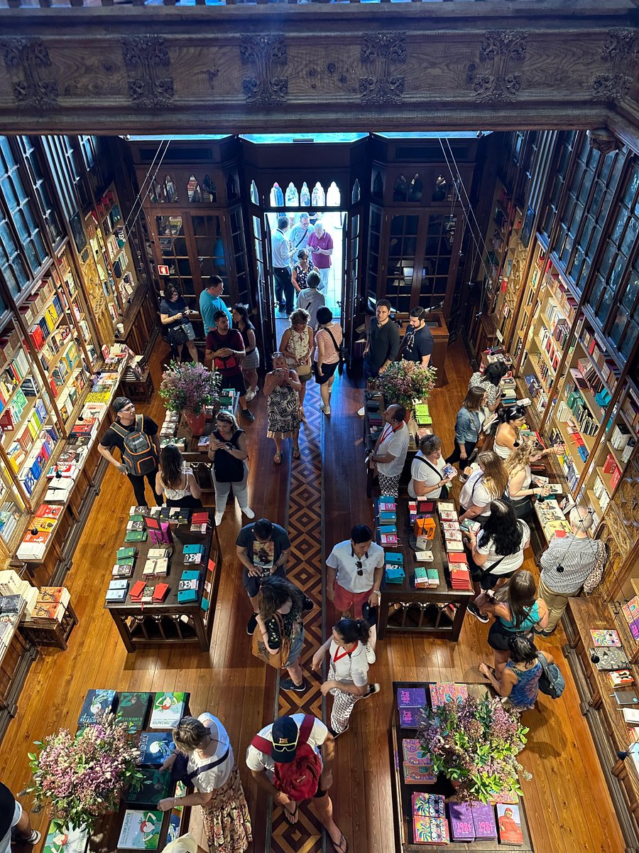 Bookstore3